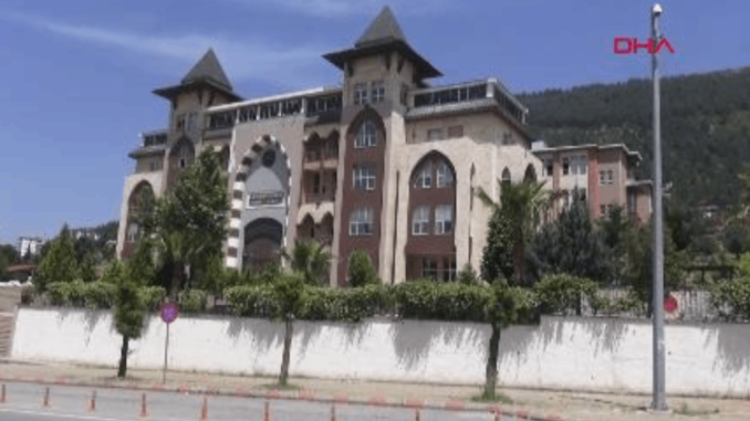 130-kisinin-oldugu-cuhadar-sitesi-davasinda-1-hapis-1-beraat-fvJLAcZ5.jpg